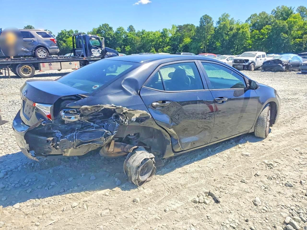 2015 Toyota Corolla L - Фото 3
