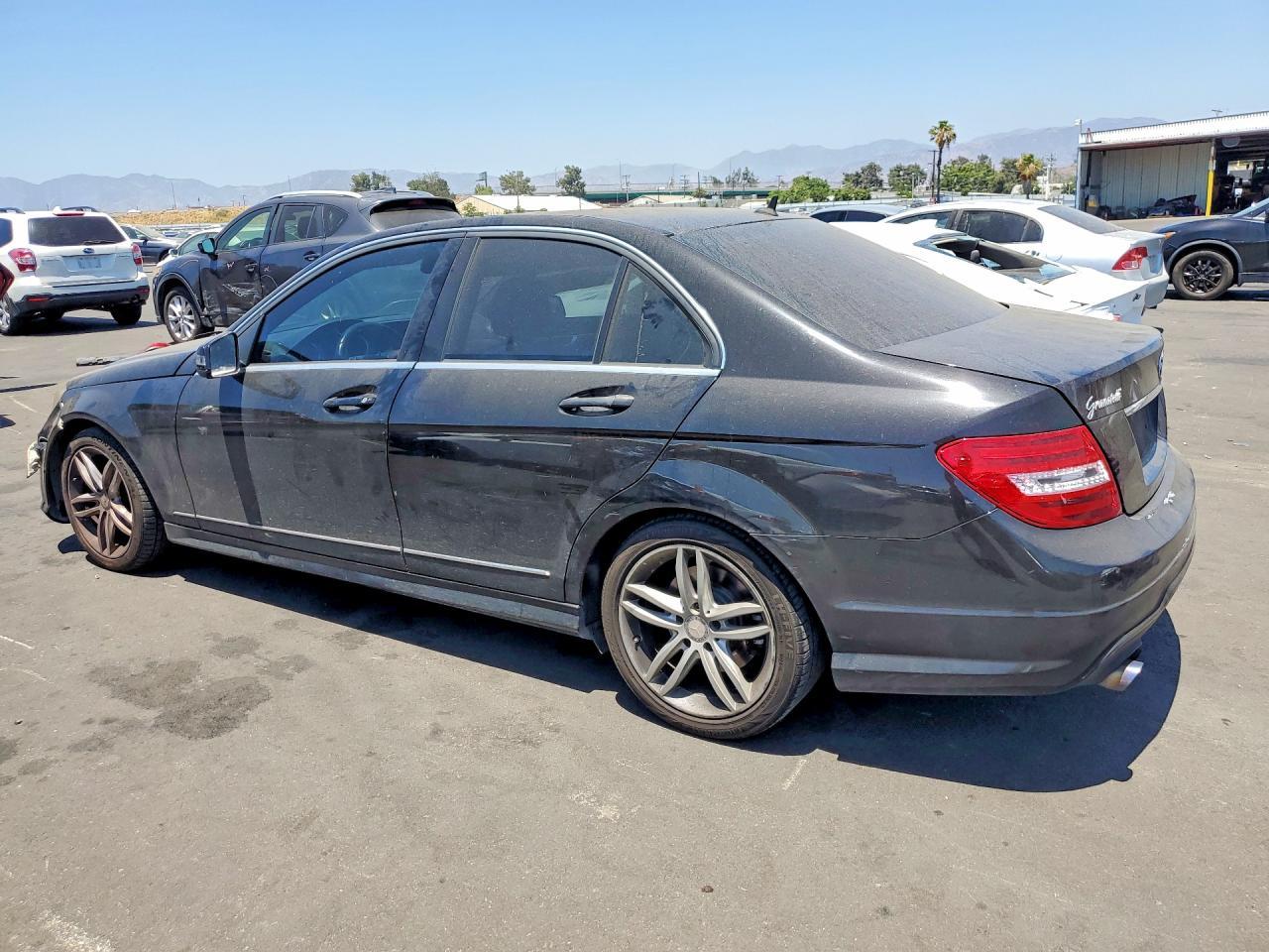 2014 Mercedes-Benz C 250 - Image 2
