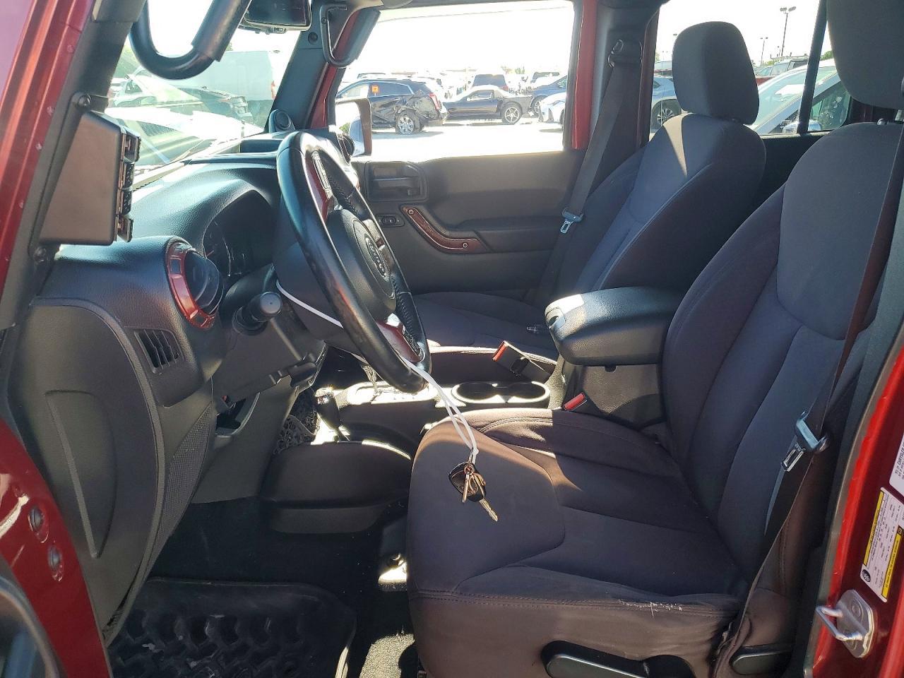 2013 Jeep Wrangler Unlimited Sport - Фото 7