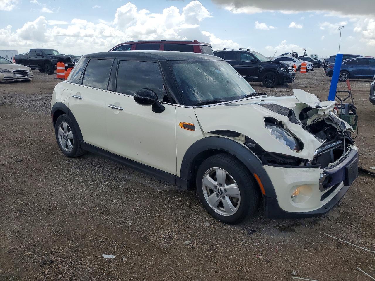 2017 Mini Cooper - Фото 4
