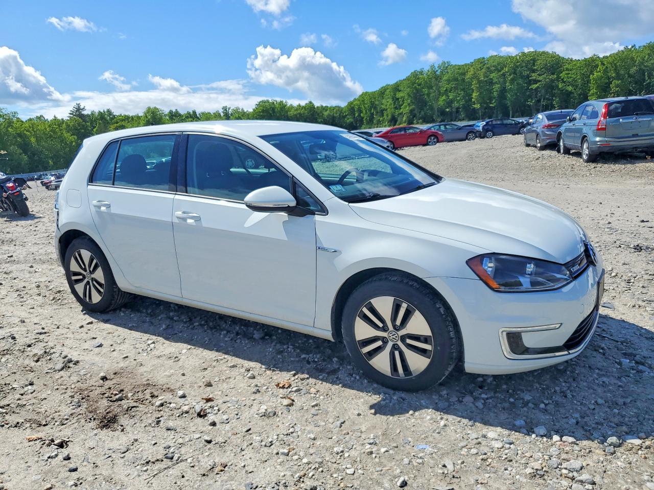 2016 Volkswagen E-Golf Se - Фото 4