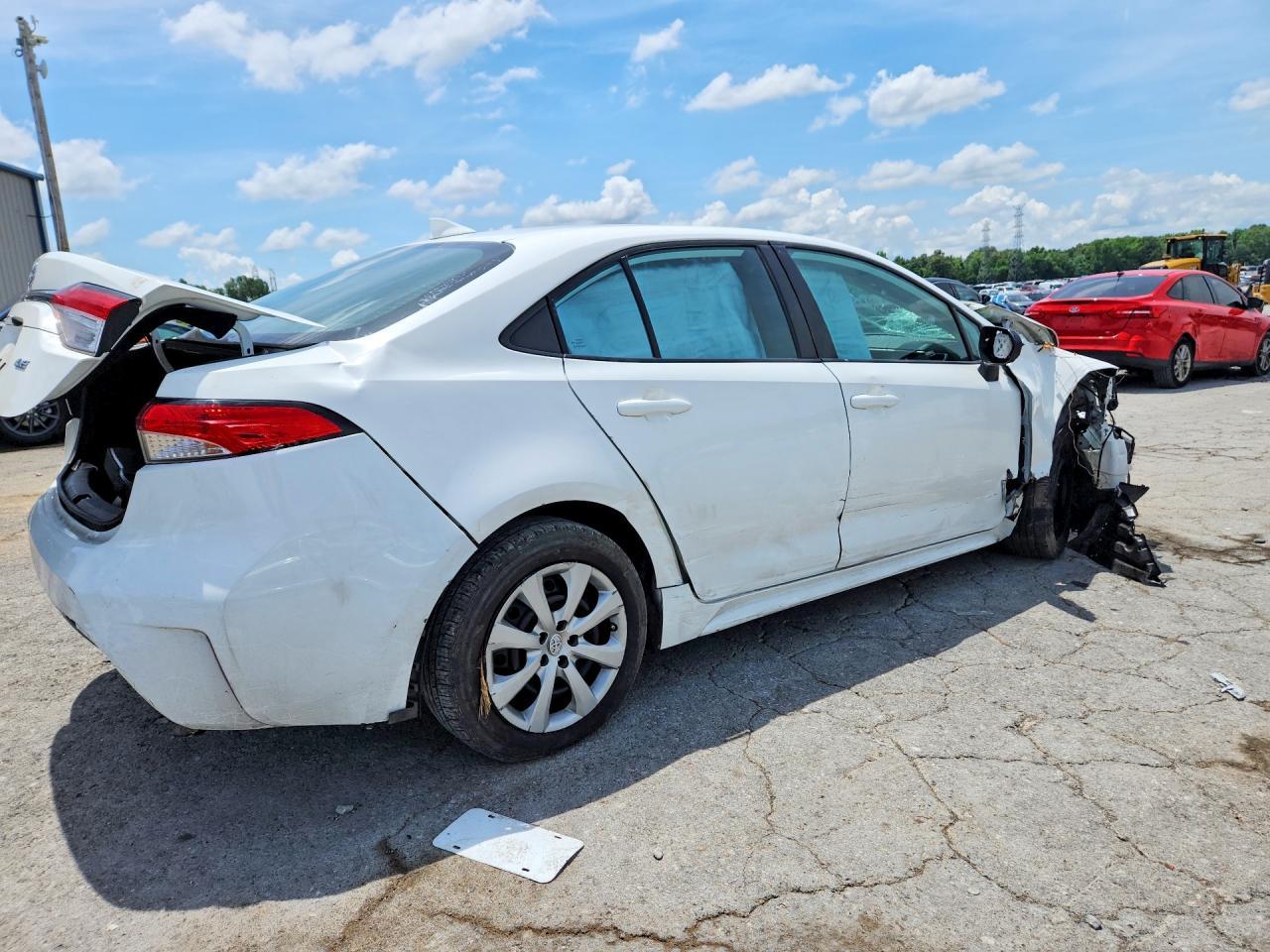 2021 Toyota Corolla Le - Фото 3
