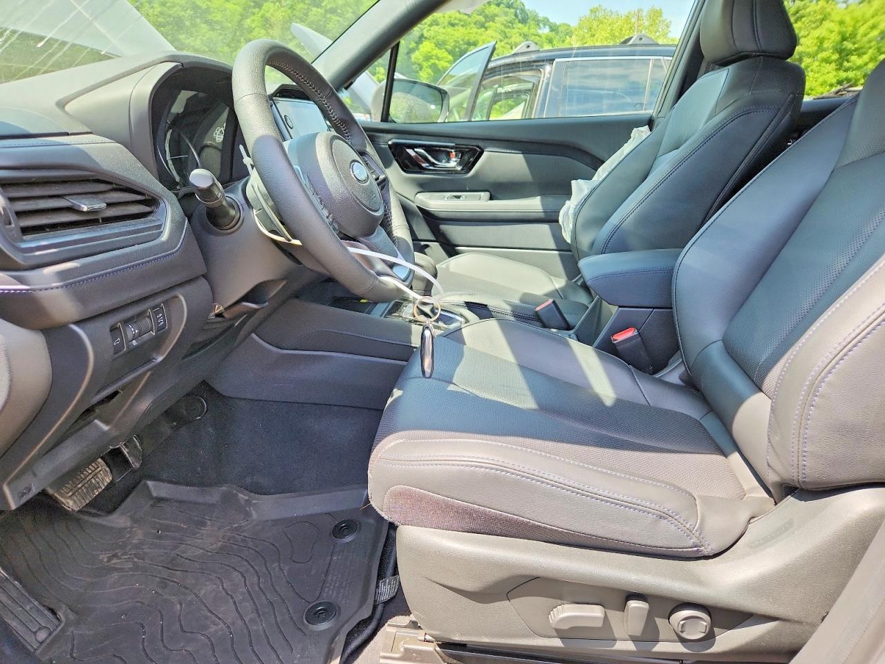 2025 Subaru Forester Limited - Фото 7