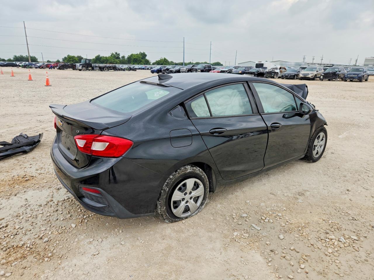 2016 Chevrolet Cruze Ls - Фото 3