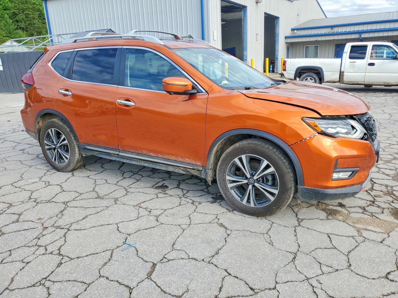 2018 Nissan Rogue S - Фото 4