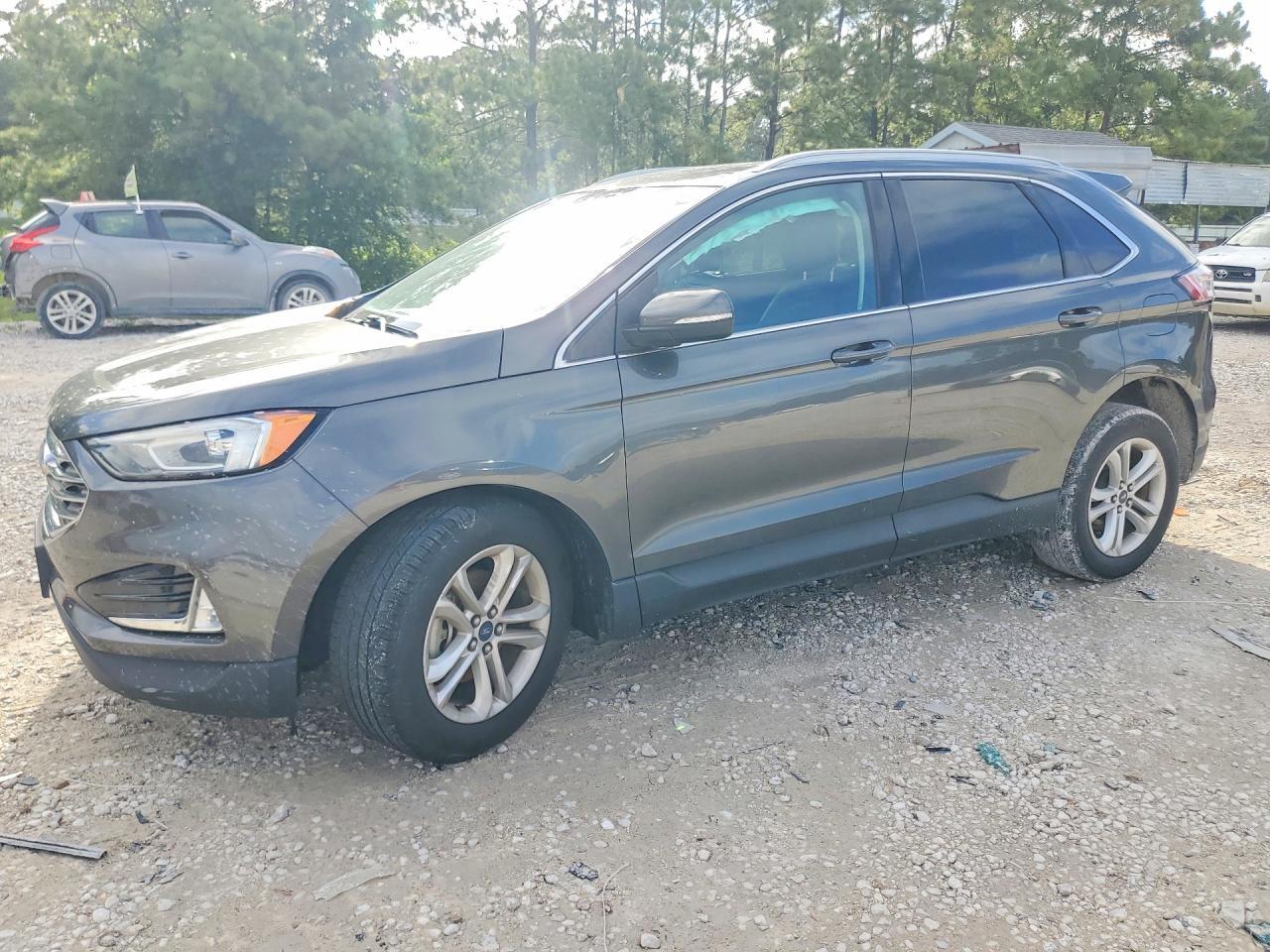 2019 Ford Edge Sel