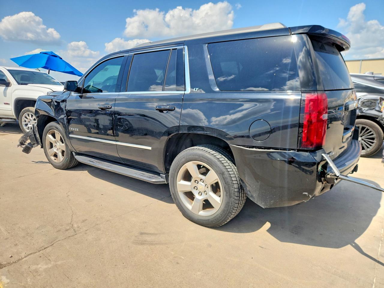 2017 Chevrolet Tahoe C1500 Lt - Фото 2