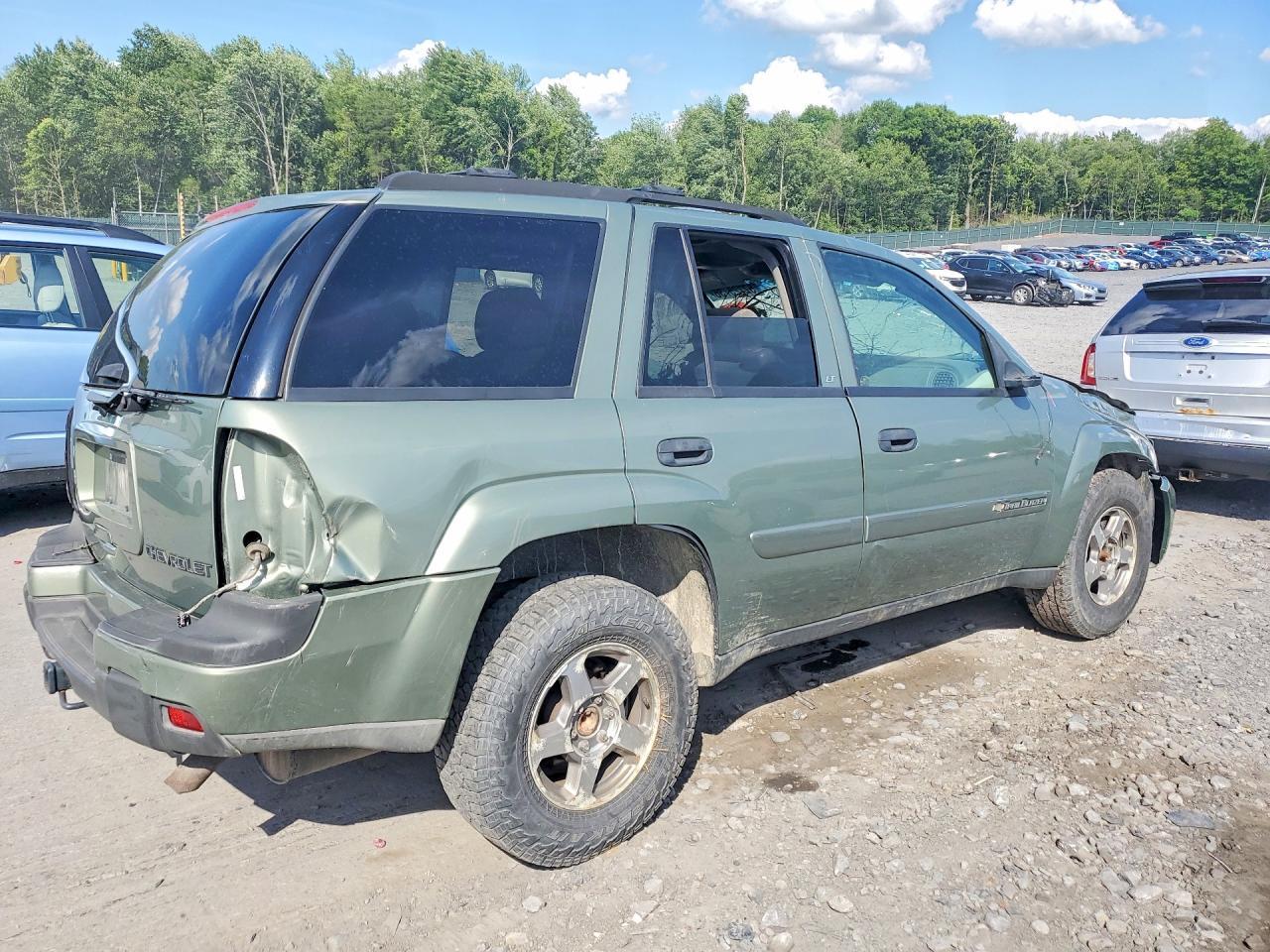 2003 Chevrolet Trailblazer - Image 3