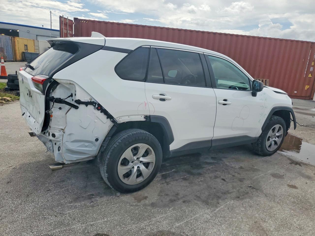 2020 Toyota Rav4 Le - Фото 3
