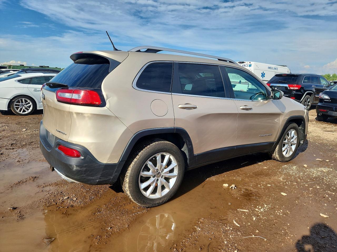 2015 Jeep Cherokee Limited - Image 3