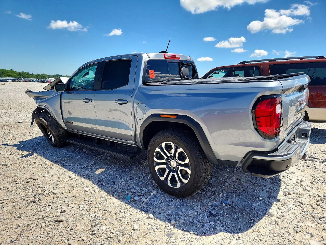 2024 GMC Canyon At4 - Фото 2