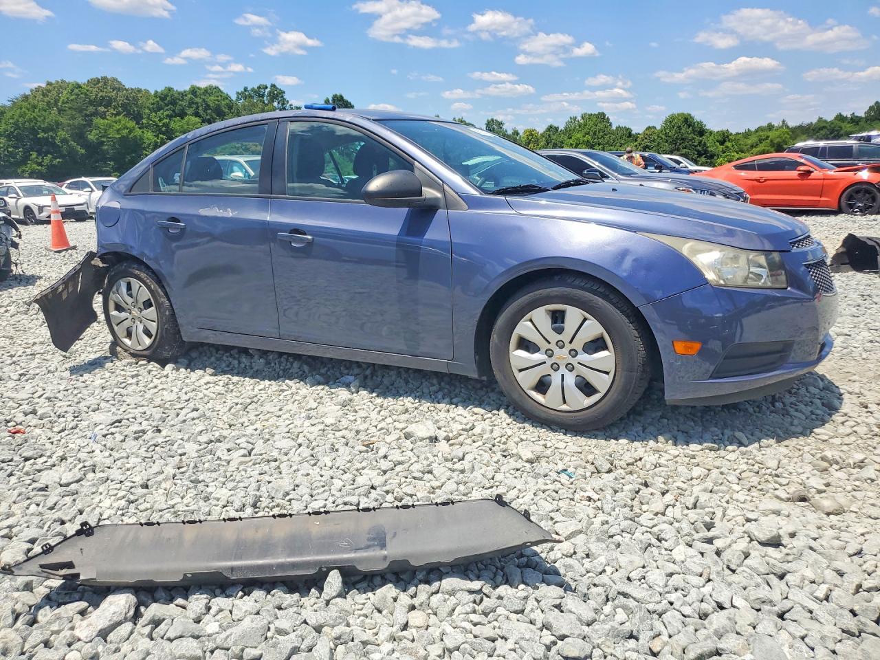 2014 Chevrolet Cruze Ls - Фото 4