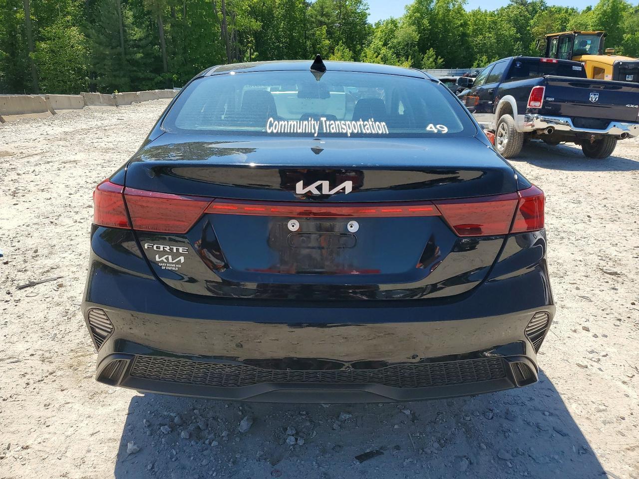 2023 Kia Forte Lxs - Image 6