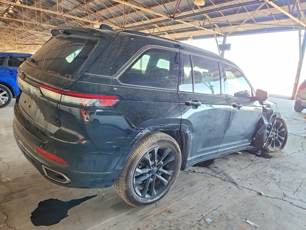 2022 Jeep Gr Cherokee - Image 3