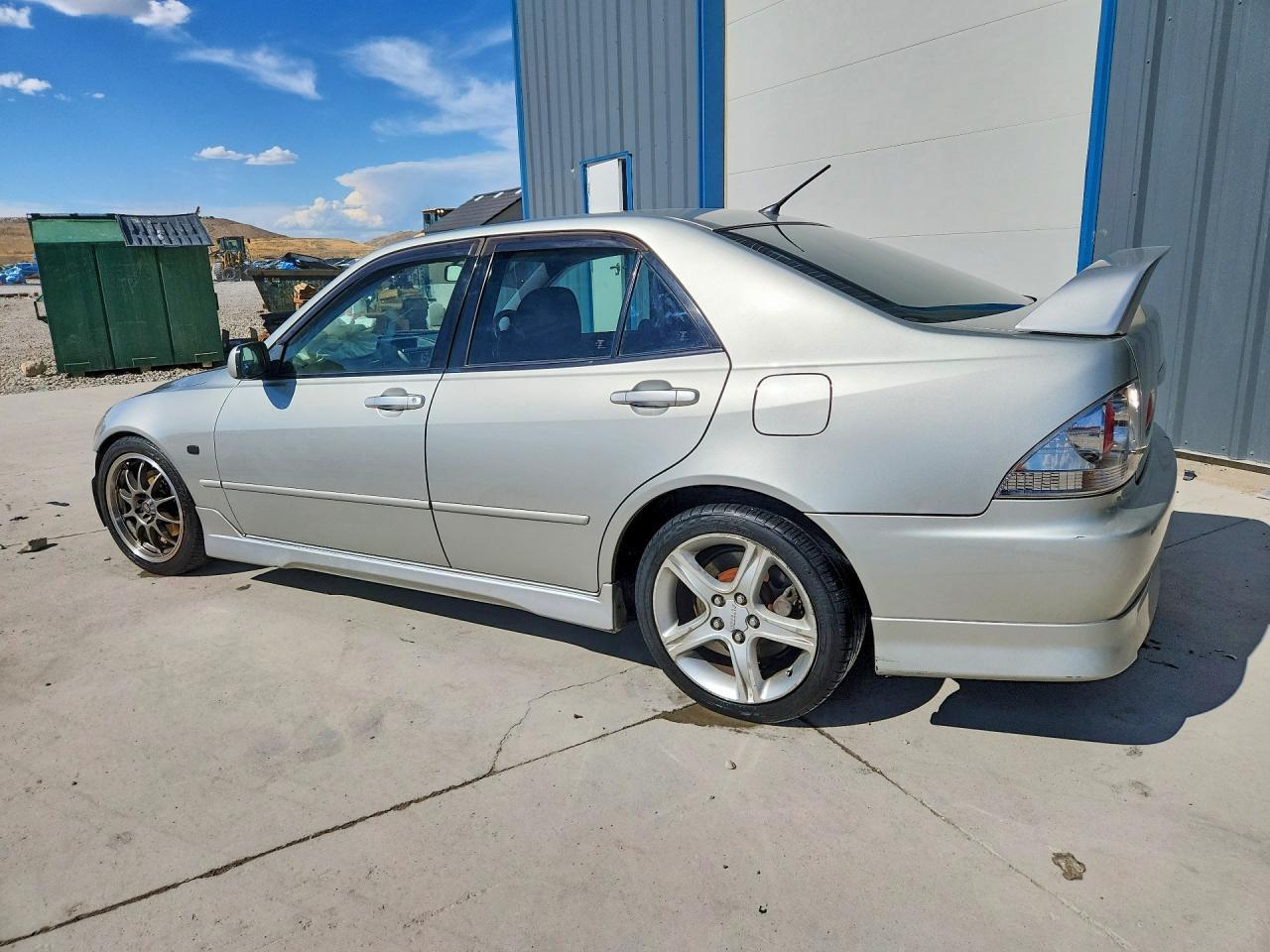 1999 Toyota Altezza - Фото 2