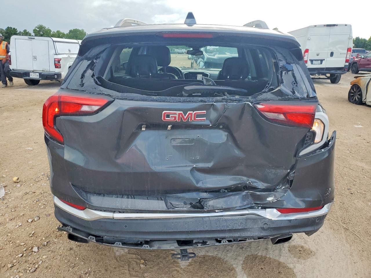 2019 GMC Terrain Slt - Image 6