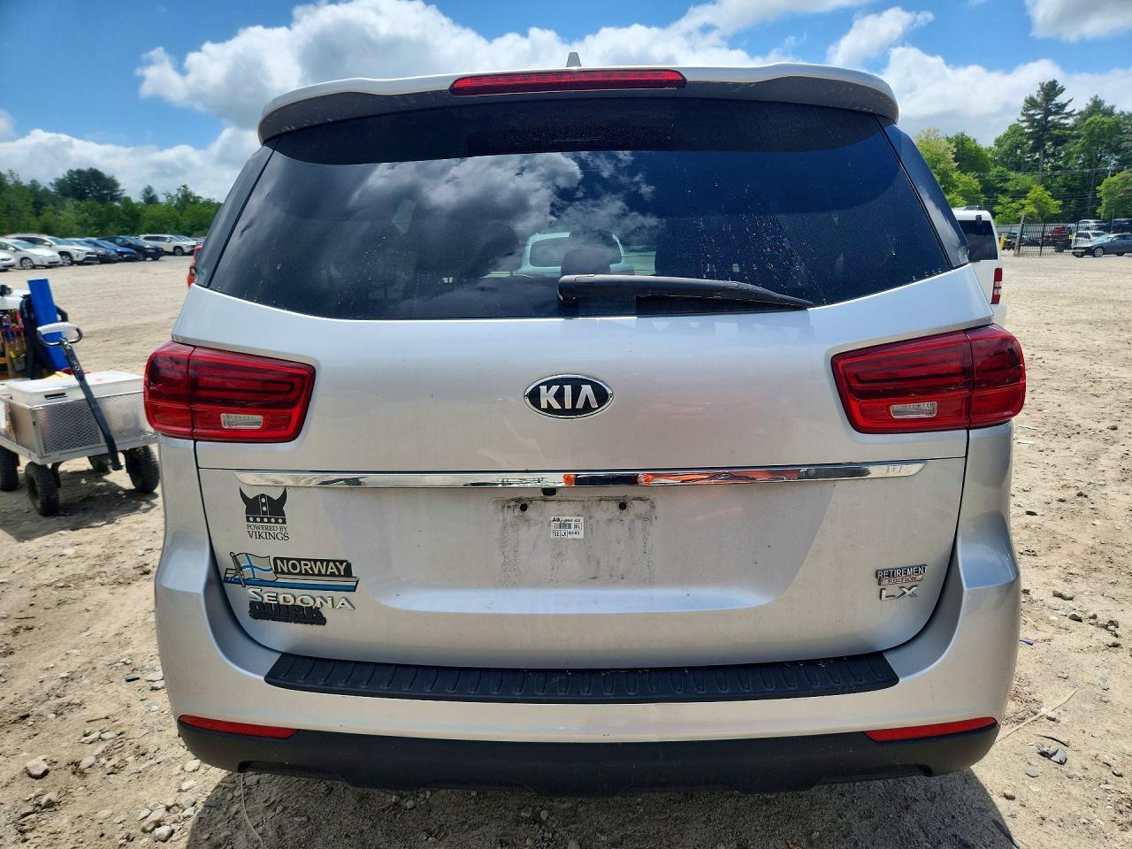 2021 Kia Sedona Lx - Image 6