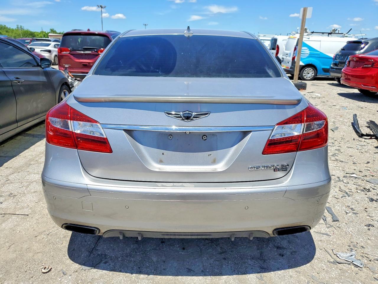 2013 Hyundai Genesis 5.0L - Image 6