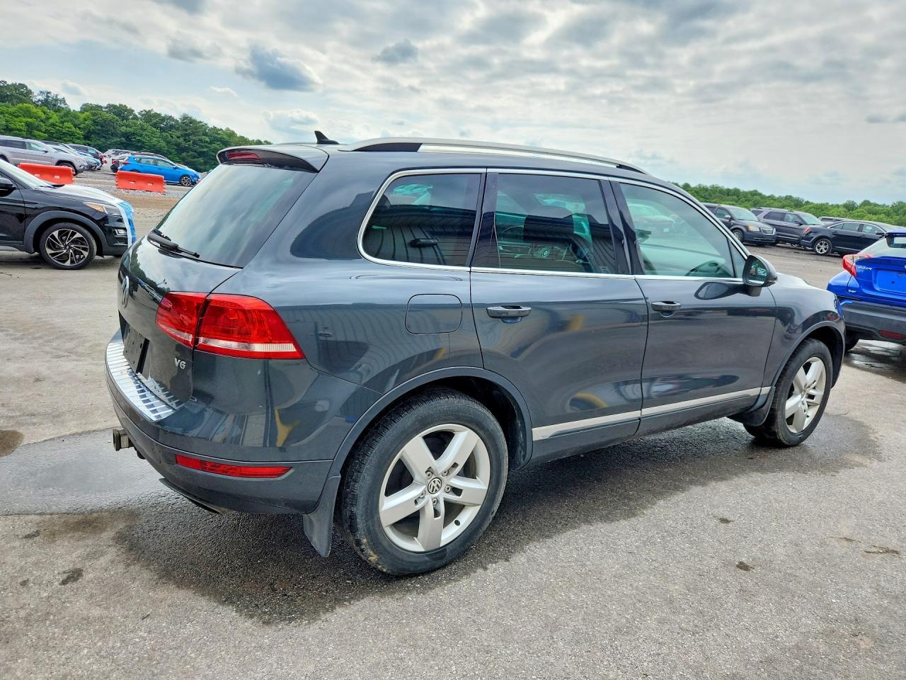 2014 Volkswagen Touareg V6 - Фото 3