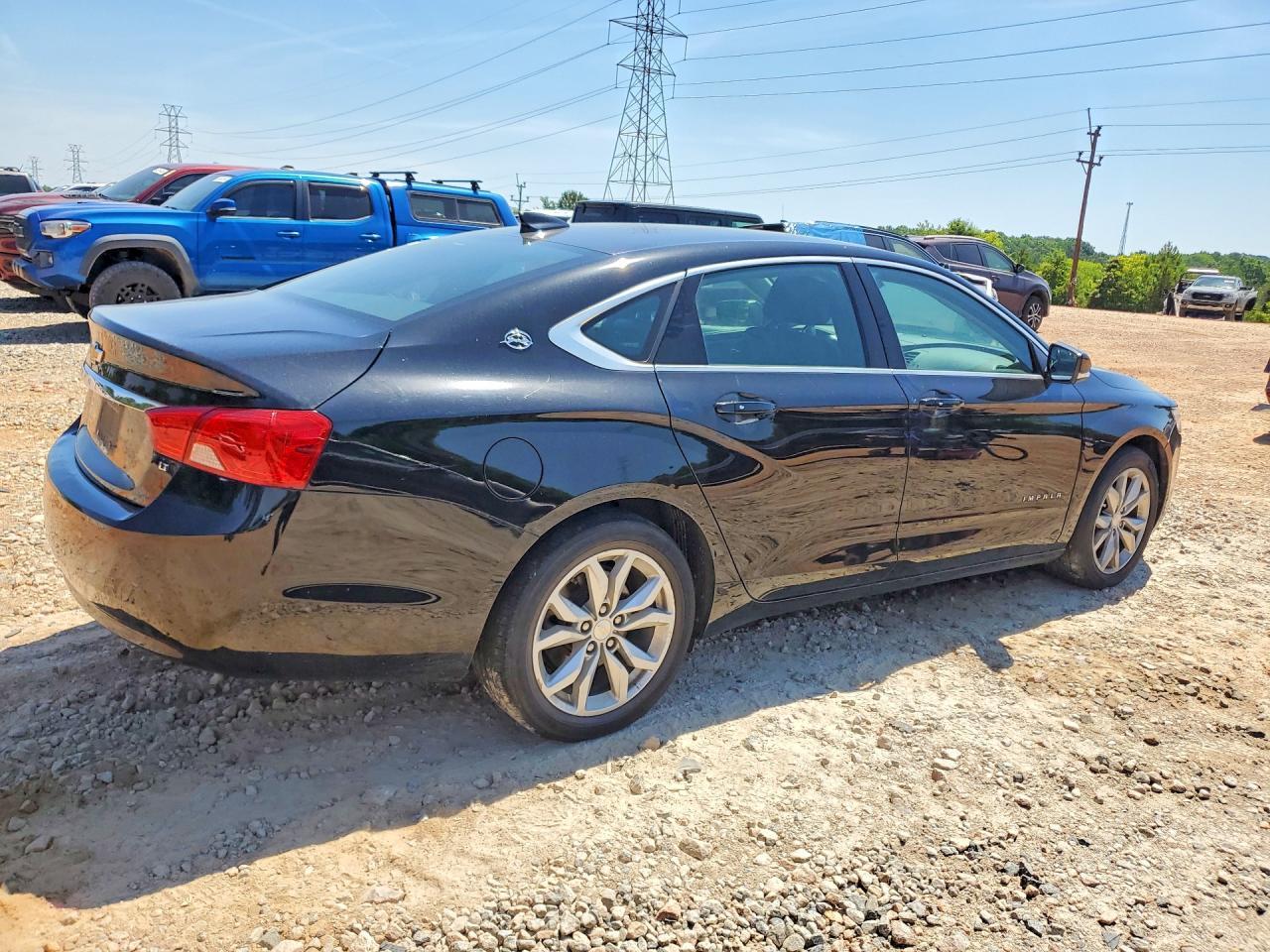 2019 Chevrolet Impala Lt - Image 3