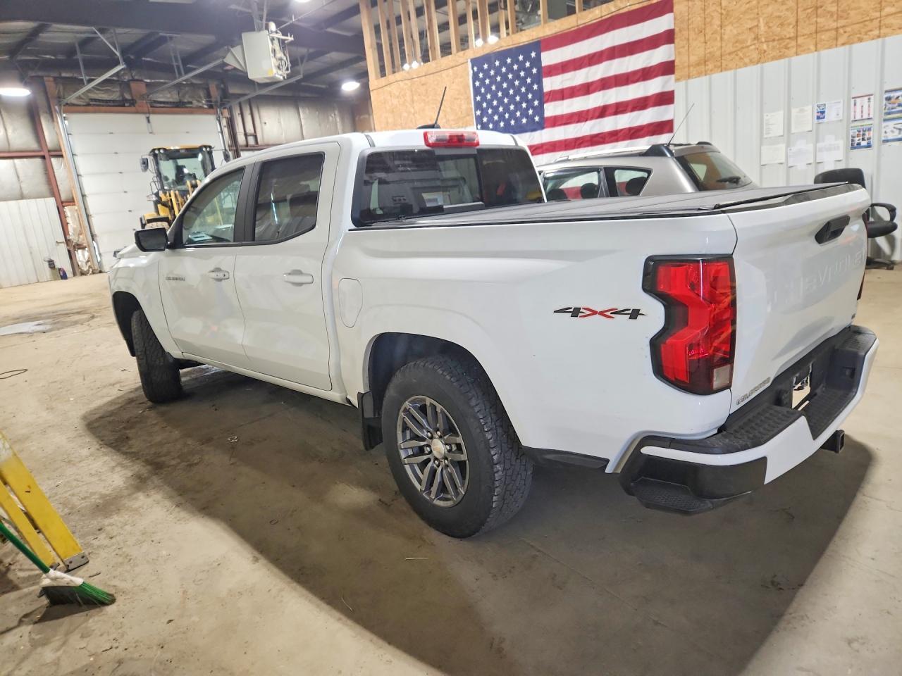 2024 Chevrolet Colorado Lt - Image 2