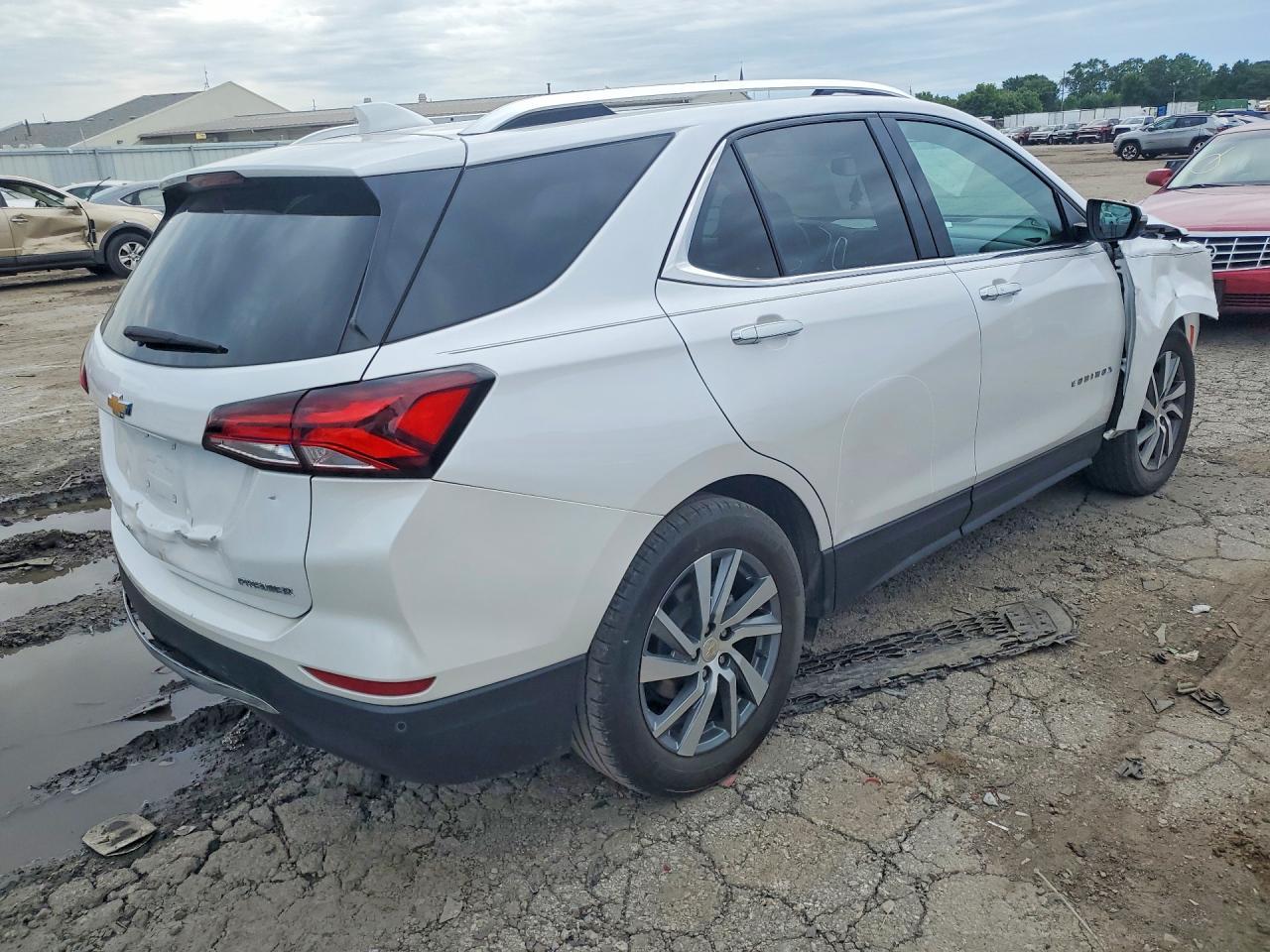 2024 Chevrolet Equinox Premier - Фото 3