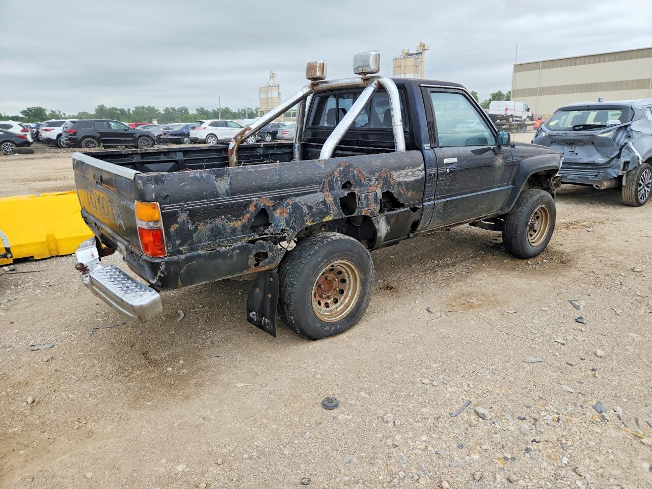 1988 Toyota Pickup Short Bed Vn63 - Фото 3