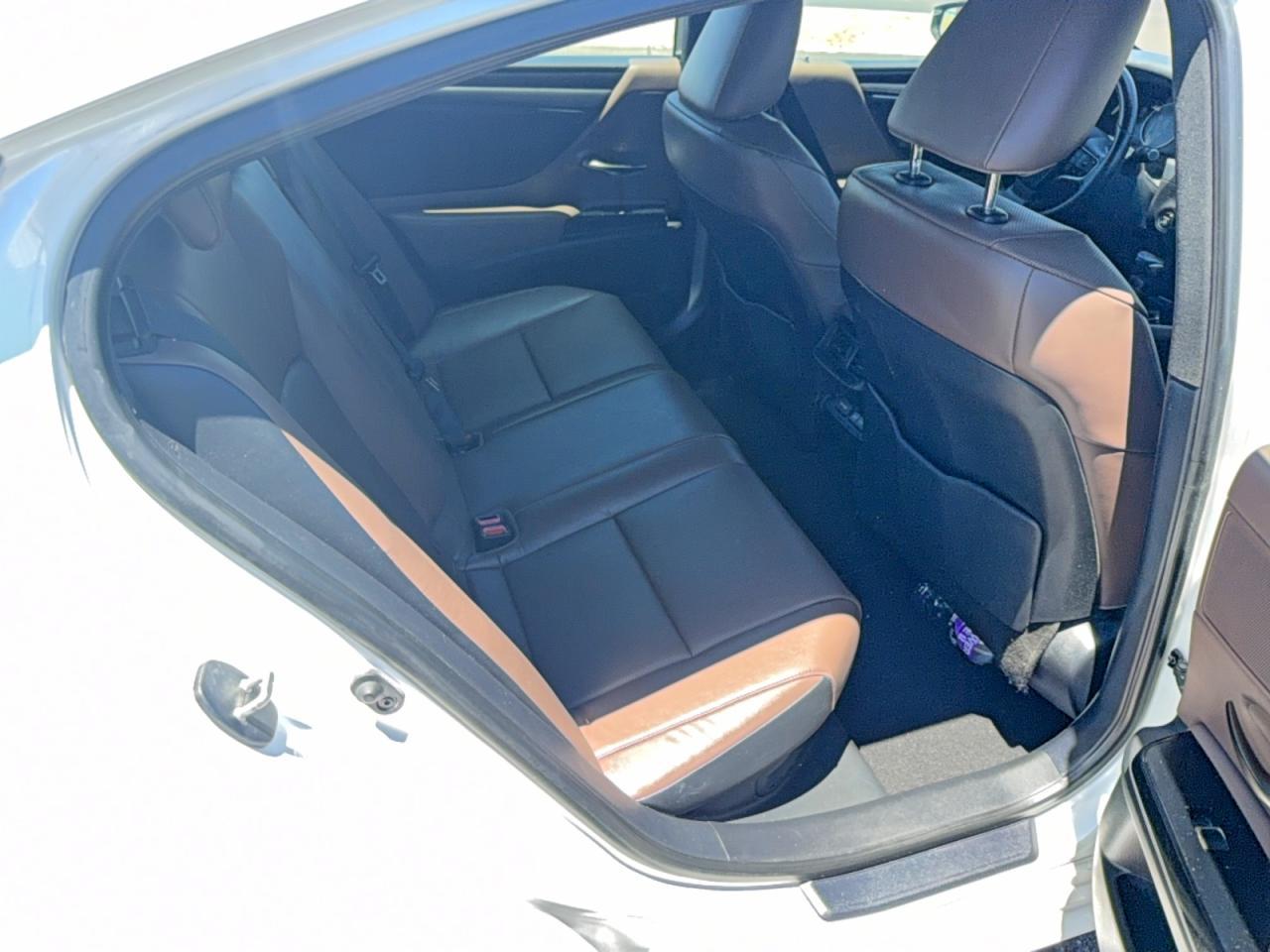 2024 Lexus Es 300H Base - Image 6
