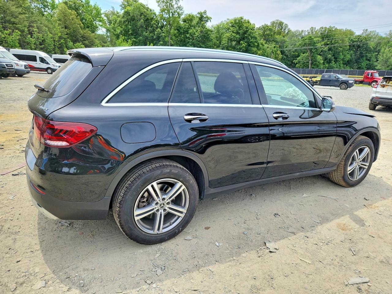 2022 Mercedes-Benz Glc 300 4Matic - Фото 3