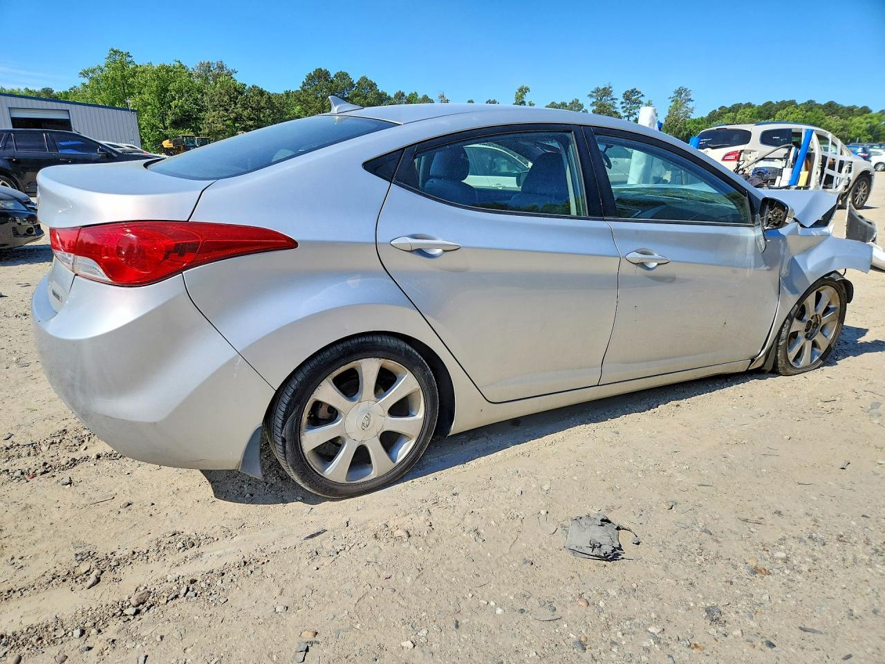 2012 Hyundai Elantra Limited - Image 3