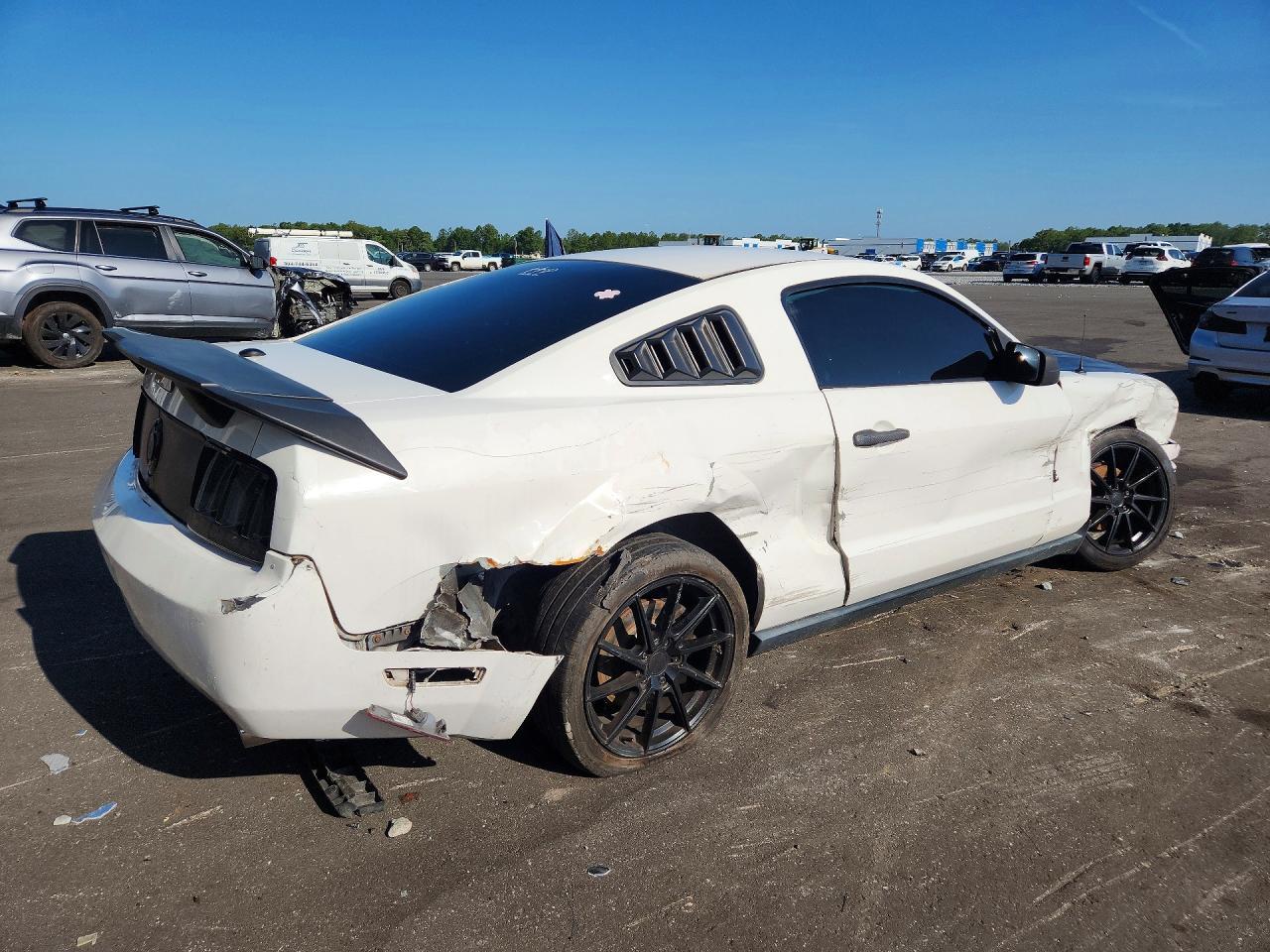 2007 Ford Mustang - Фото 3