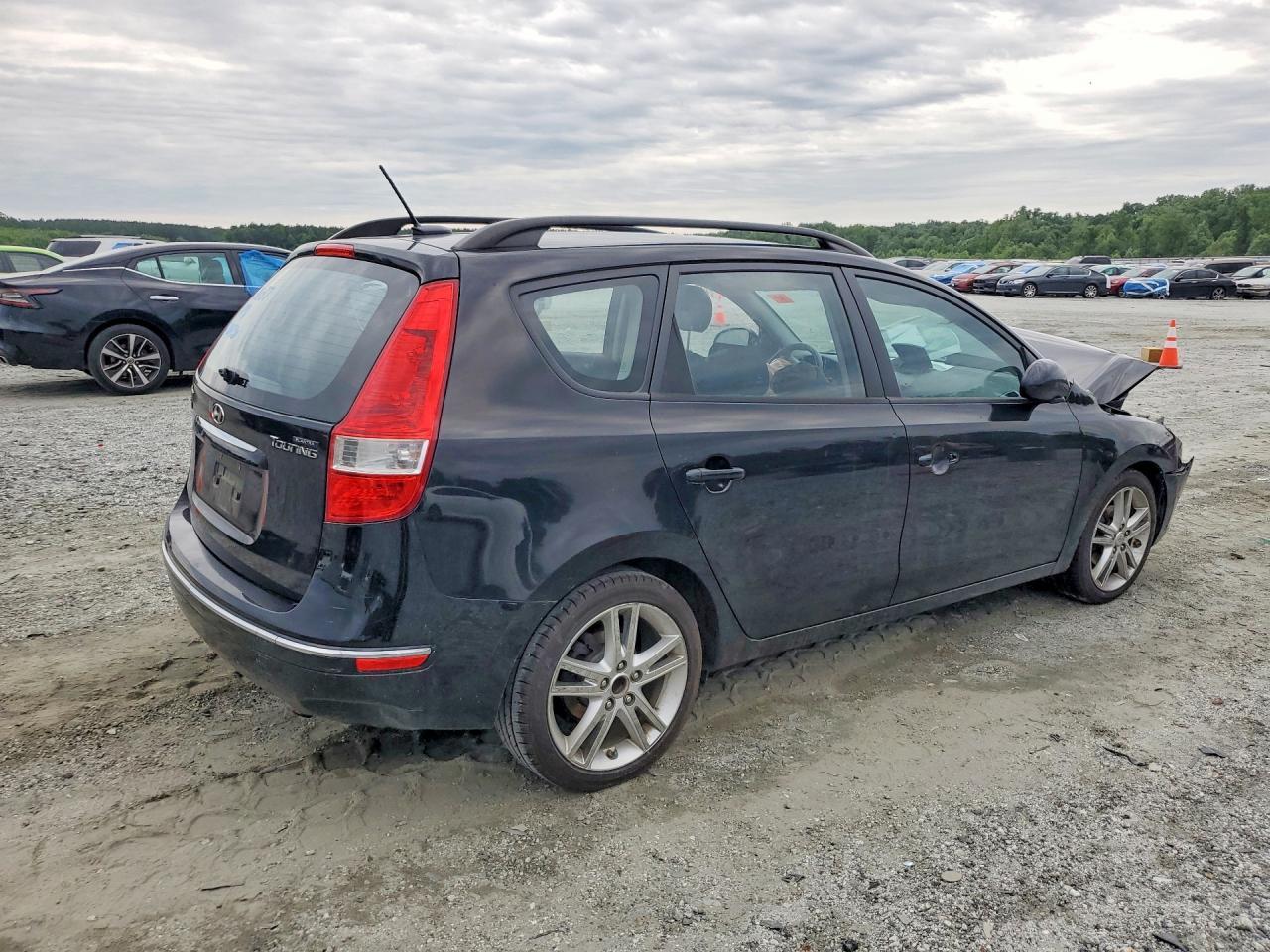 2010 Hyundai Elantra Touring Se - Фото 3
