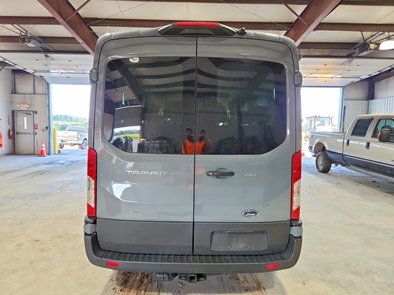 2024 Ford Transit T-350 - Фото 6