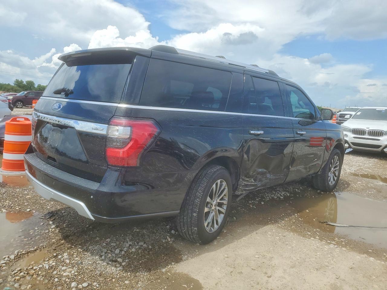2018 Ford Expedition Max Limited - Image 3