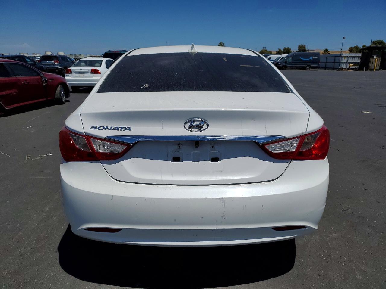 2012 Hyundai Sonata Gls - Image 6