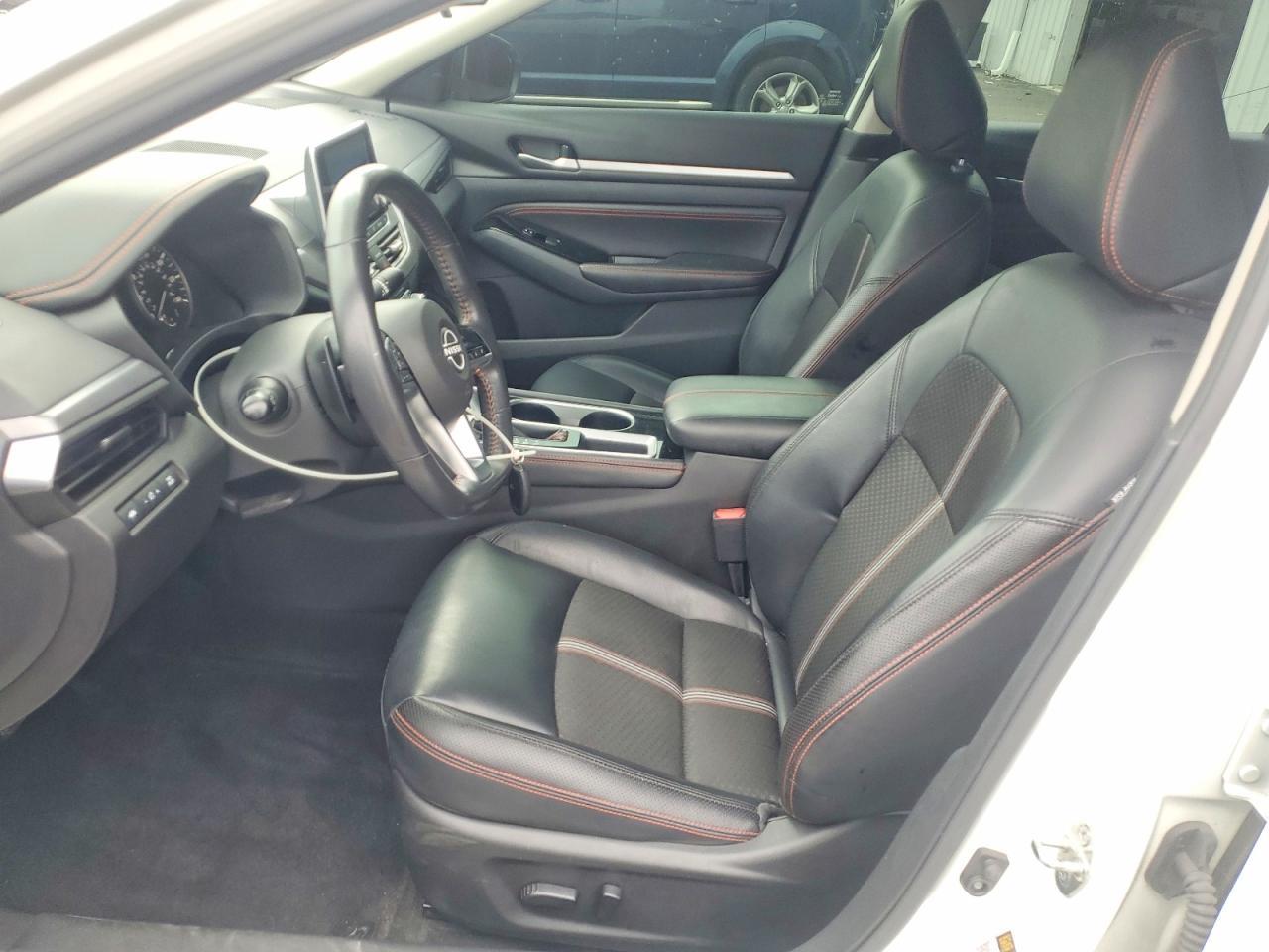 2023 Nissan Altima Sr - Image 7