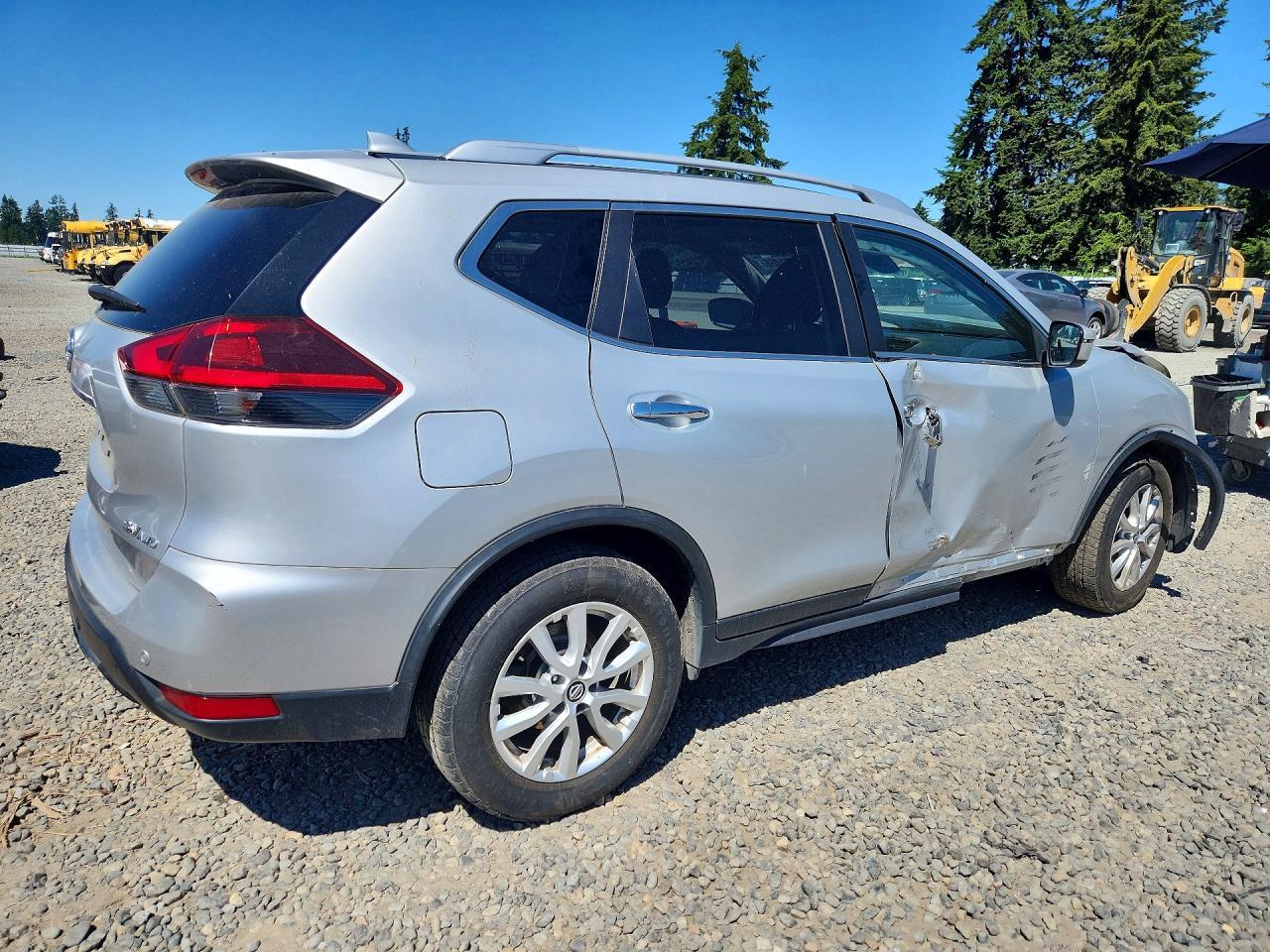 2020 Nissan Rogue Sv - Фото 3