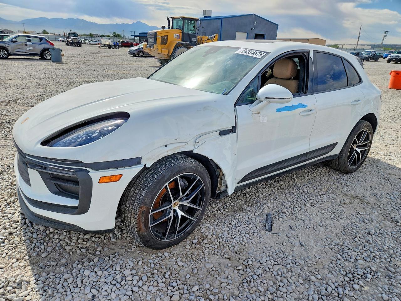 2023 Porsche Macan Base