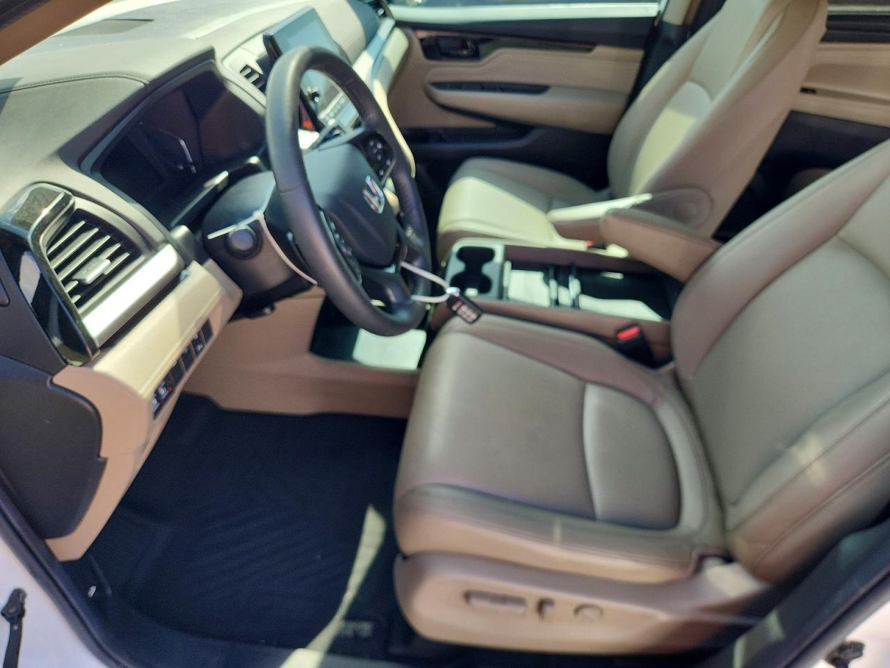 2024 Honda Odyssey Touring - Фото 7
