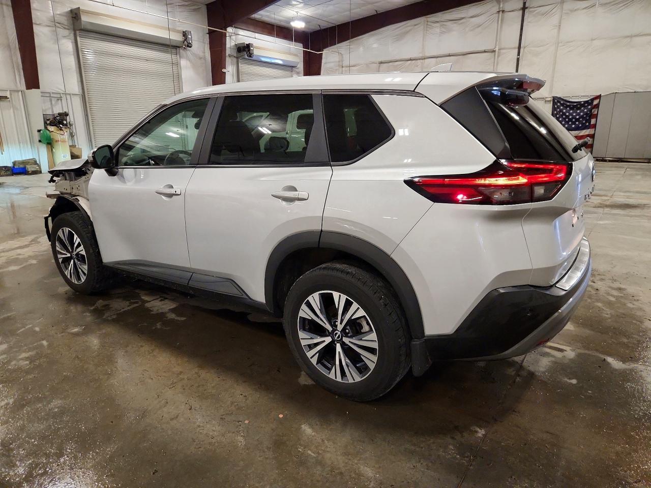 2022 Nissan Rogue Sv - Фото 2