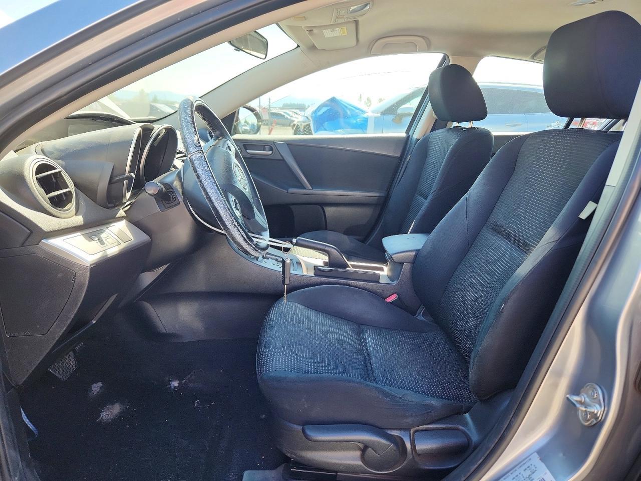 2012 Mazda 3 I - Image 7