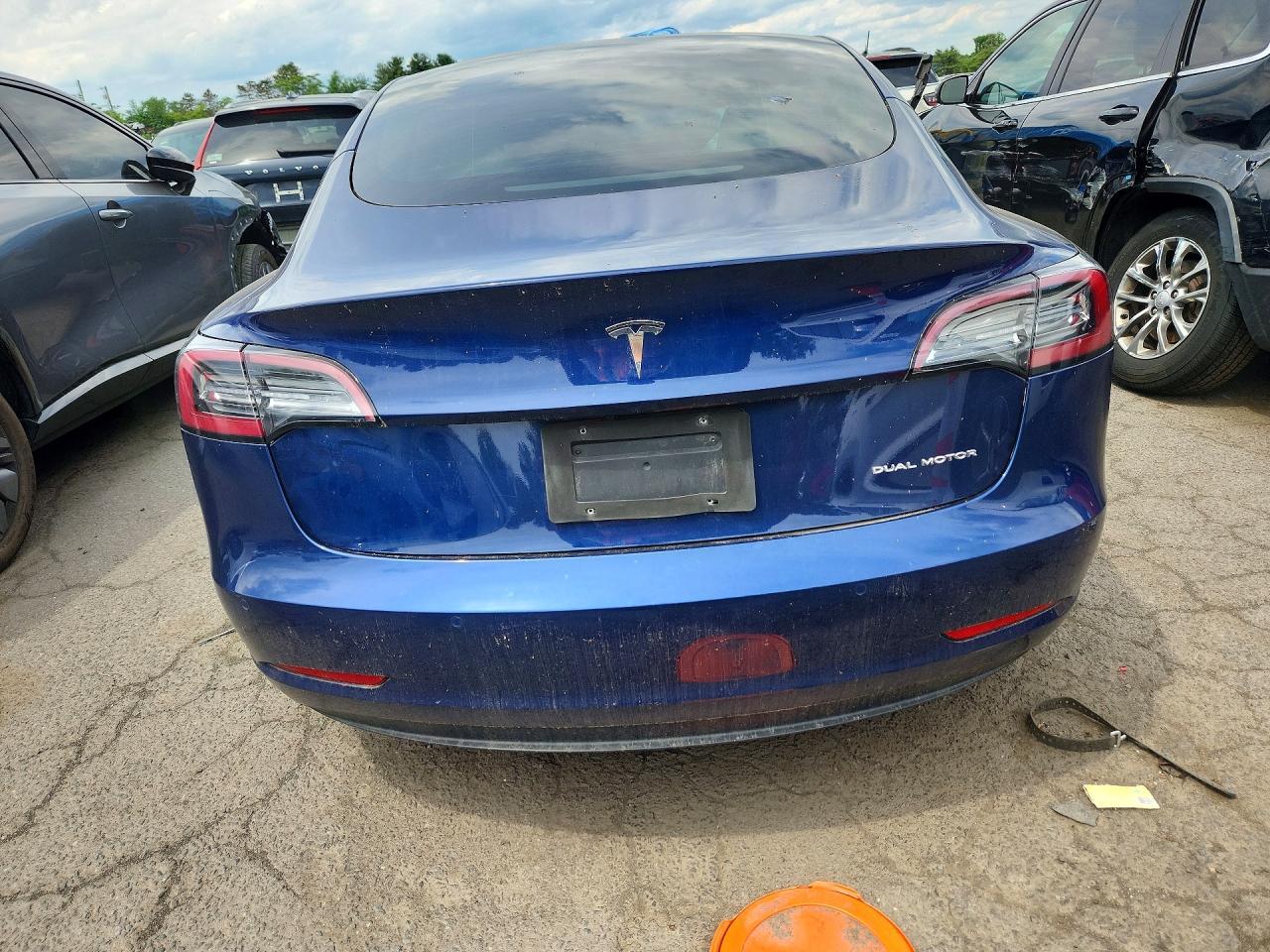 2021 Tesla Model 3 - Фото 6