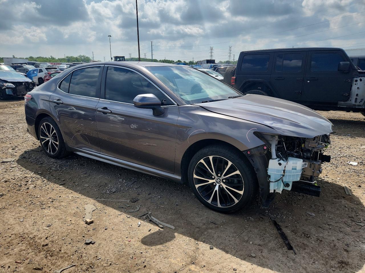 2018 Toyota Camry Se - Фото 4