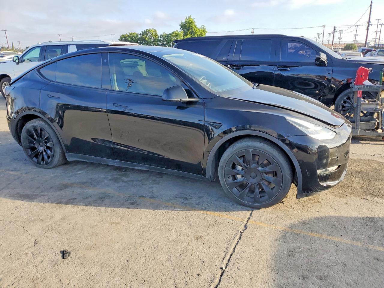 2021 Tesla Model Y - Image 4