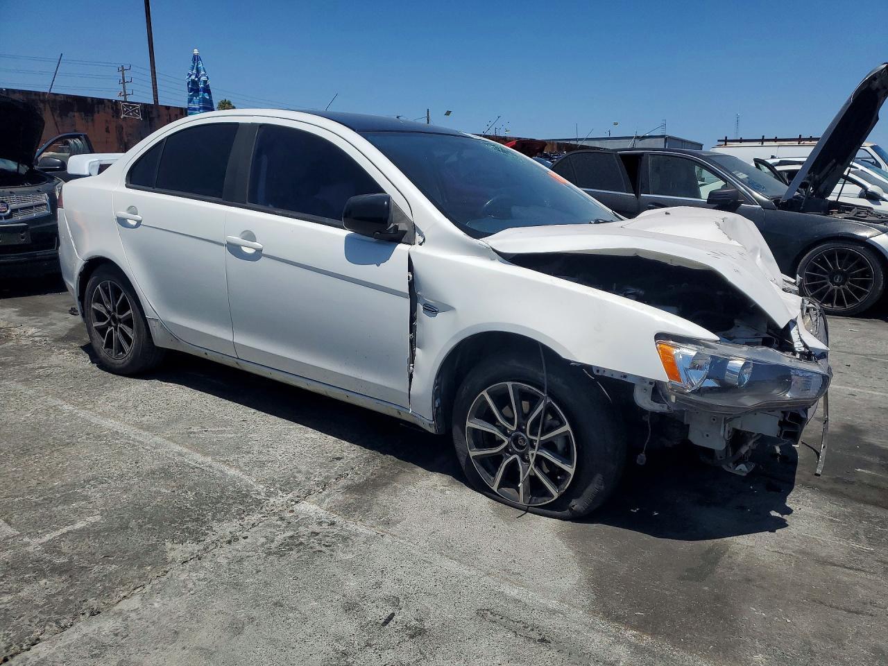 2017 Mitsubishi Lancer Es - Фото 4
