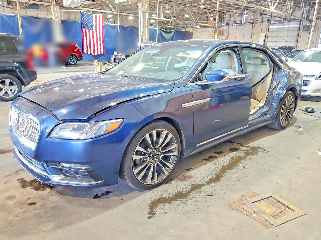 2017 Lincoln Continental Select