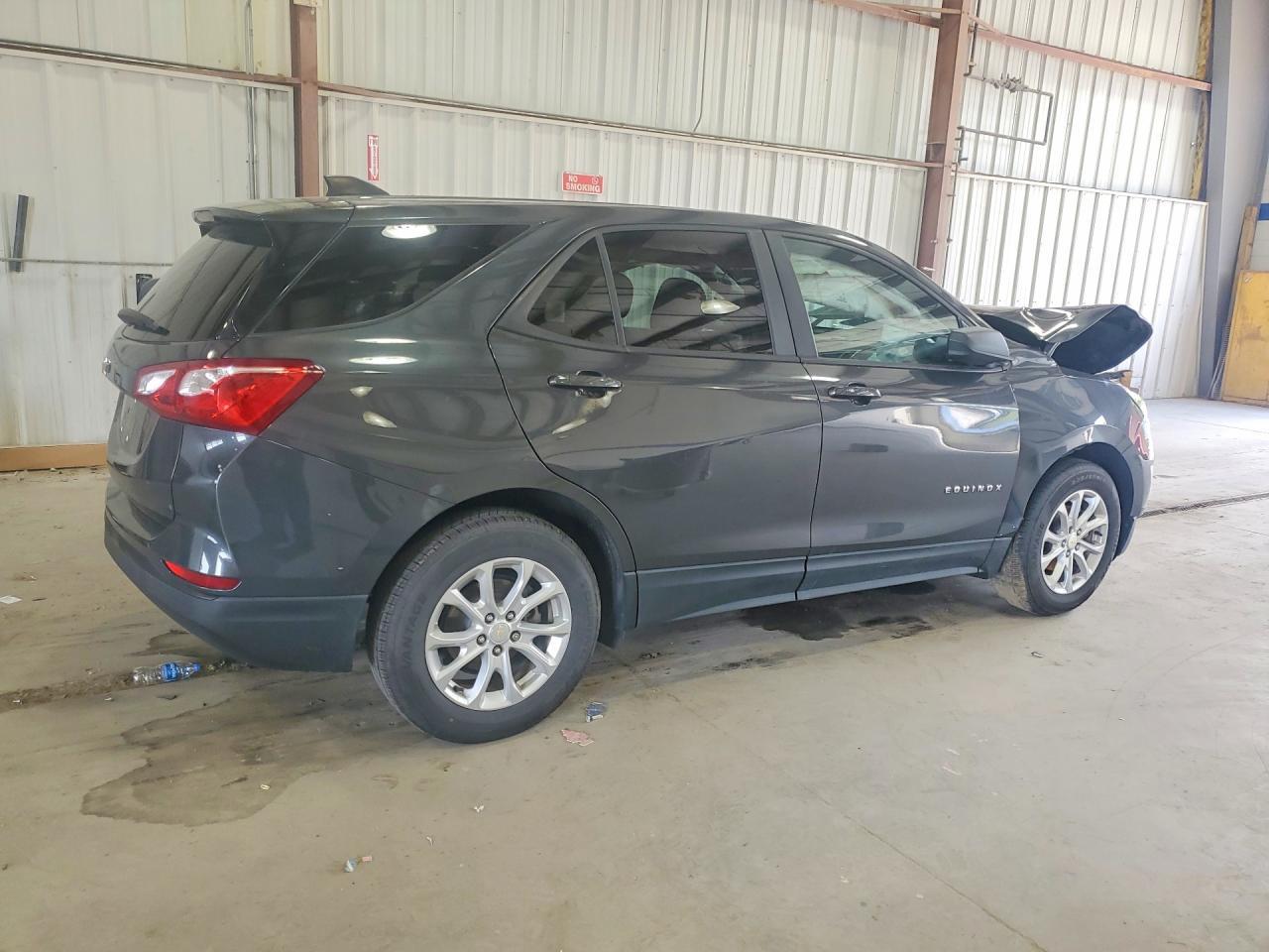 2021 Chevrolet Equinox Ls - Фото 3