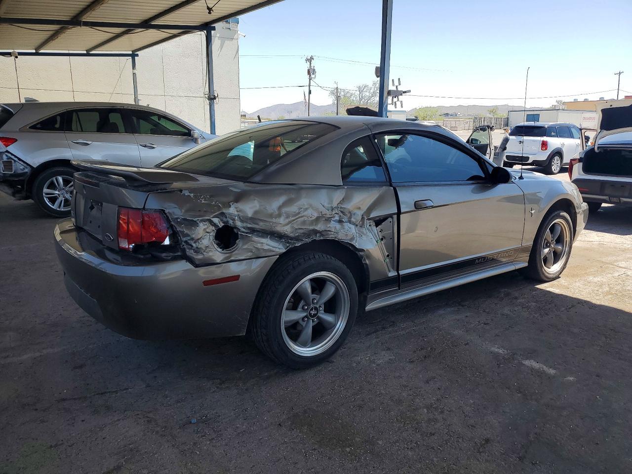 2002 Ford Mustang - Image 3
