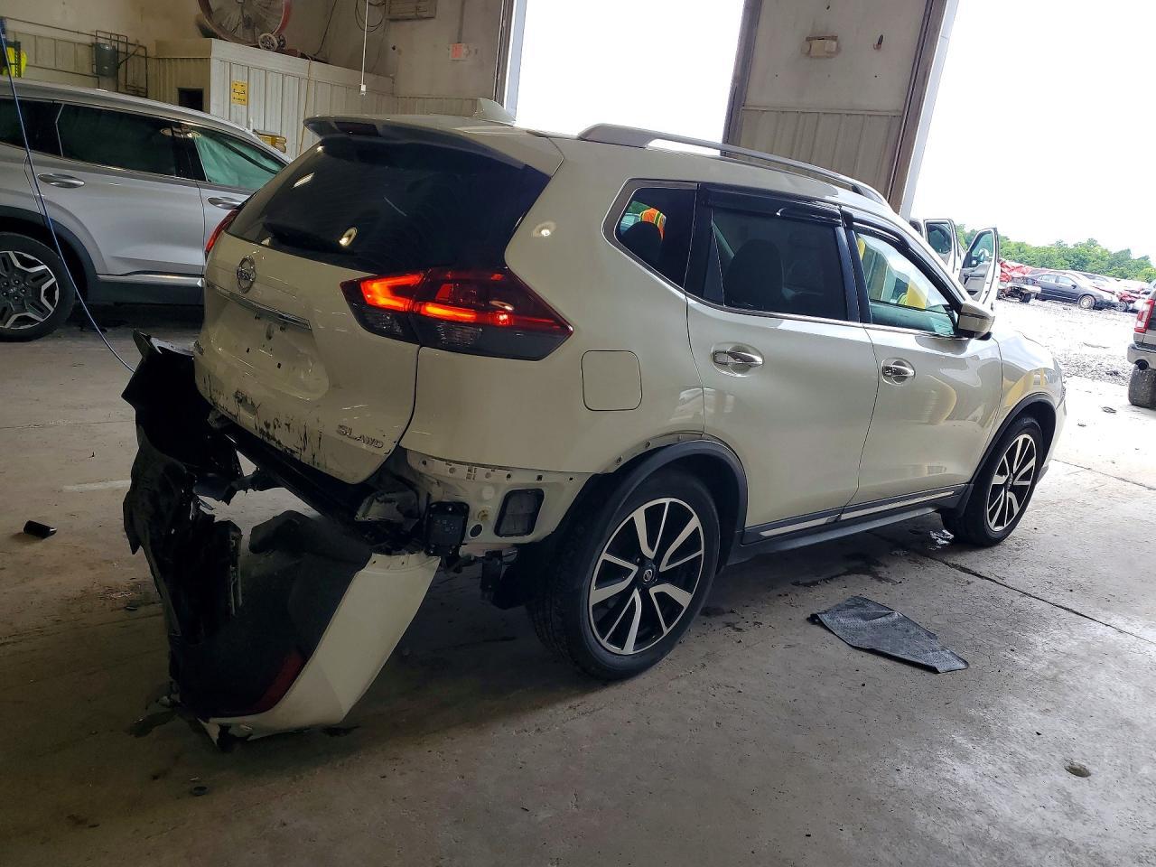 2020 Nissan Rogue Sl - Image 3