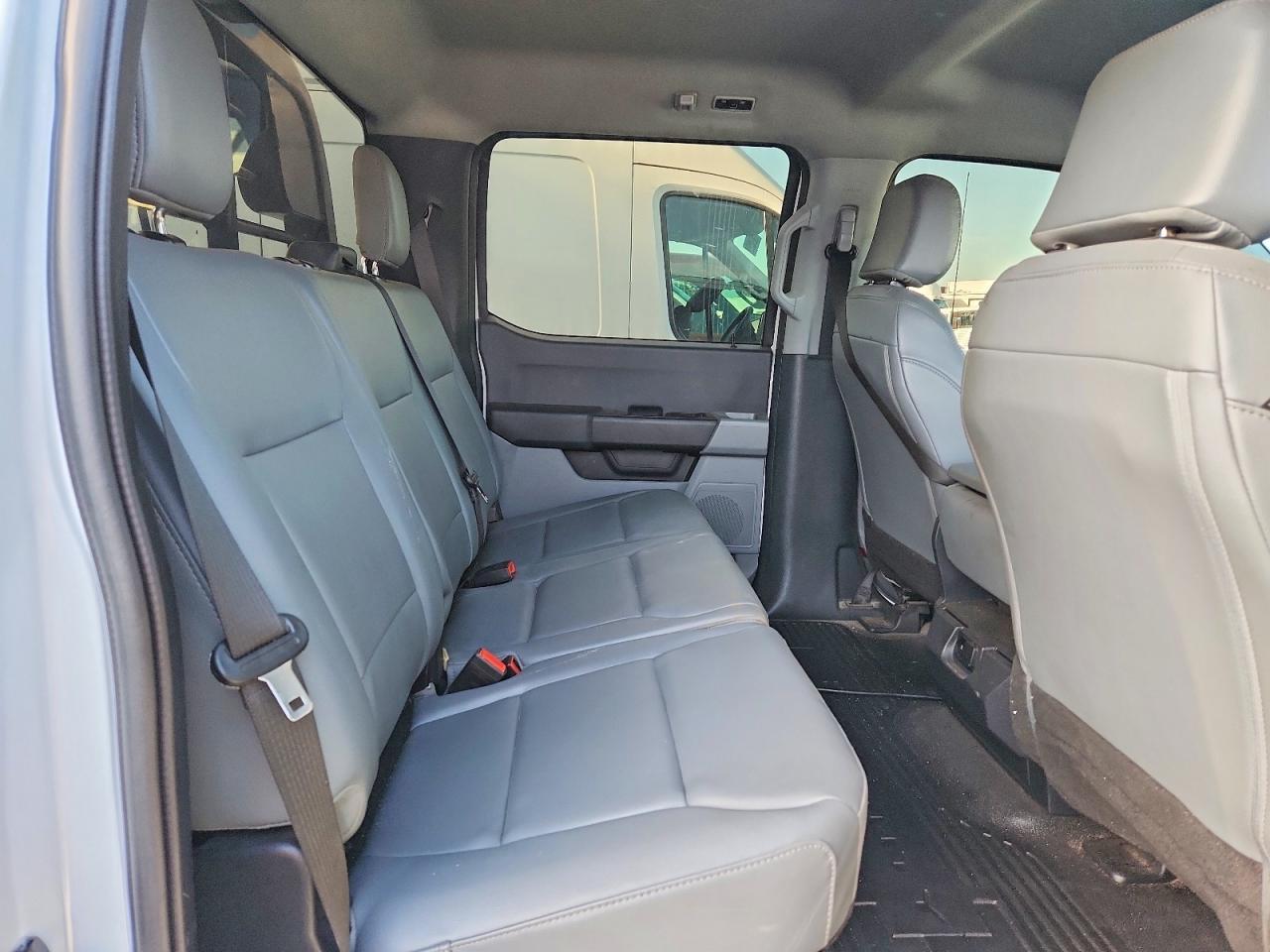 2024 Ford F550 Super Duty - Image 6